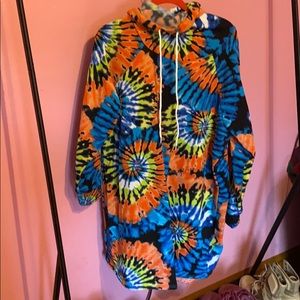 Tie die sweatshirt dress